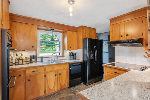339 West Genesee Street, Sullivan, NY 13037