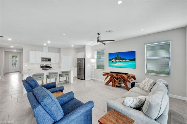 18298 Ridgeline DR, Estero, FL 33928