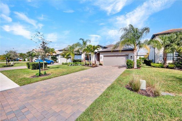 18298 Ridgeline DR, Estero, FL 33928