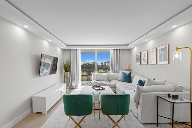 6400 NW 2nd Avenue 419, Boca Raton, FL 33487