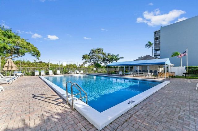 6400 NW 2nd Avenue 419, Boca Raton, FL 33487