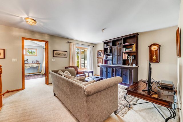 14517 Albany Avenue, Lemont, IL 60439