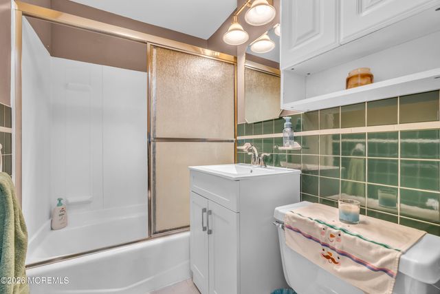 686 Colgate Avenue, Perth Amboy, NJ 08862