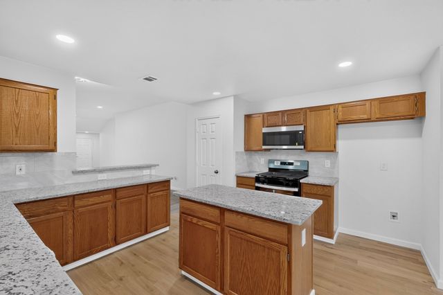 6009 Iris Drive, Rowlett, TX 75089