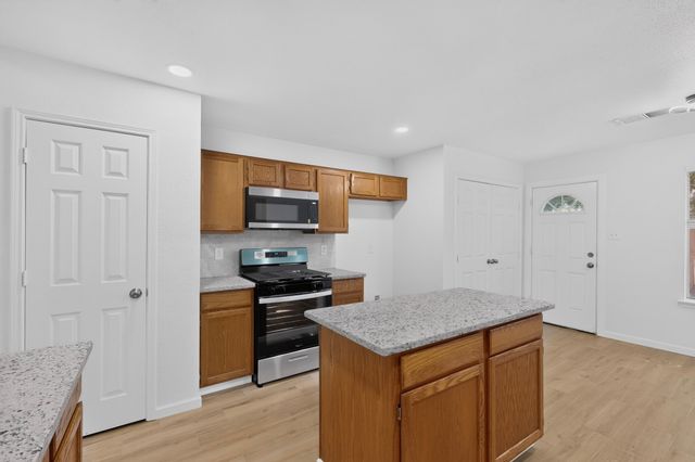 6009 Iris Drive, Rowlett, TX 75089