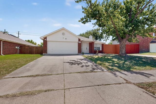 6009 Iris Drive, Rowlett, TX 75089