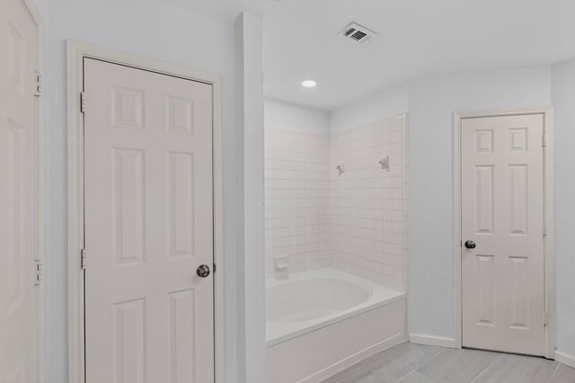 6009 Iris Drive, Rowlett, TX 75089