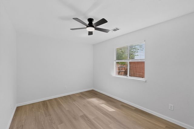 6009 Iris Drive, Rowlett, TX 75089