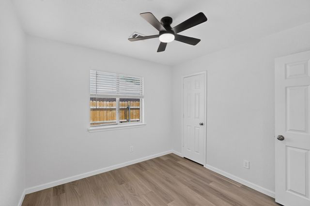 6009 Iris Drive, Rowlett, TX 75089