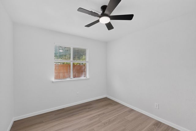 6009 Iris Drive, Rowlett, TX 75089