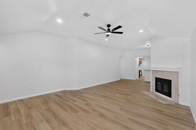 6009 Iris Drive, Rowlett, TX 75089