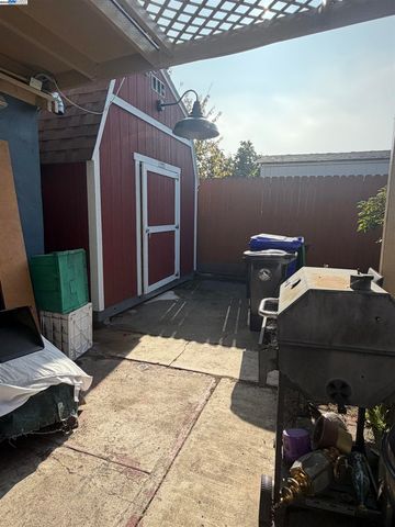 963 Dillo St, San Leandro, CA 94578