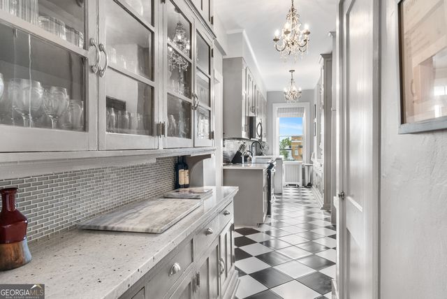 24 E Liberty Street APT 53, Savannah, GA 31401