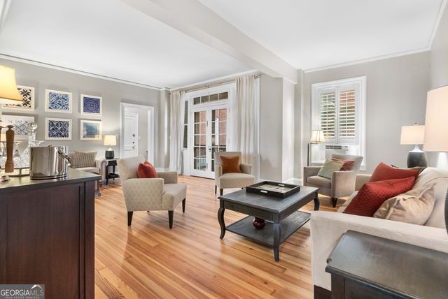 24 E Liberty Street APT 53, Savannah, GA 31401