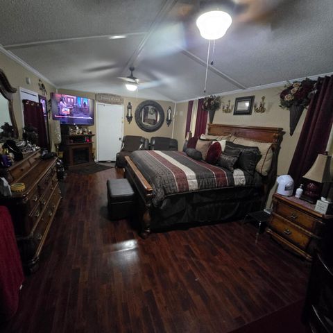 505 E St., Columbia, MS 39429