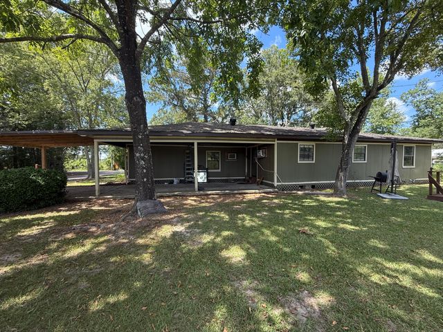 505 E St., Columbia, MS 39429