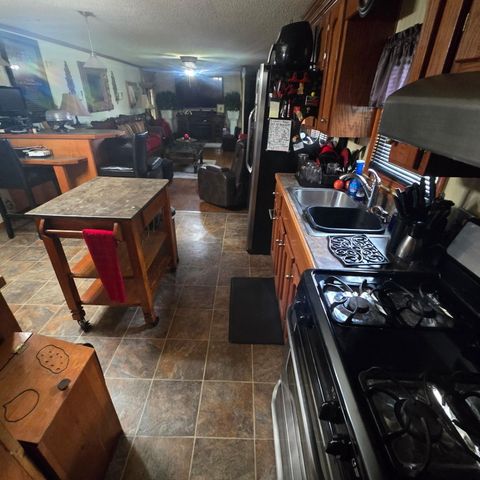 505 E St., Columbia, MS 39429