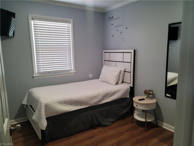 1411 Town Street, Greensboro, NC 27407