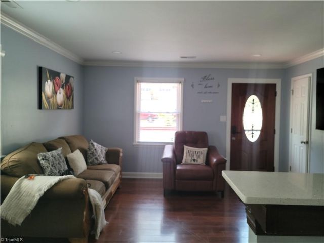1411 Town Street, Greensboro, NC 27407