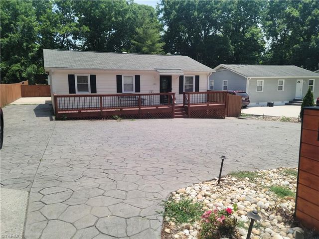 1411 Town Street, Greensboro, NC 27407