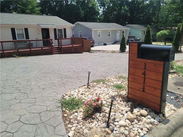 1411 Town Street, Greensboro, NC 27407