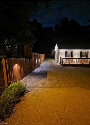 1411 Town Street, Greensboro, NC 27407
