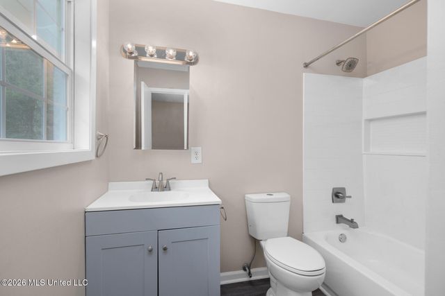 117 Interstate Hwy Farm, Byhalia, MS 38611