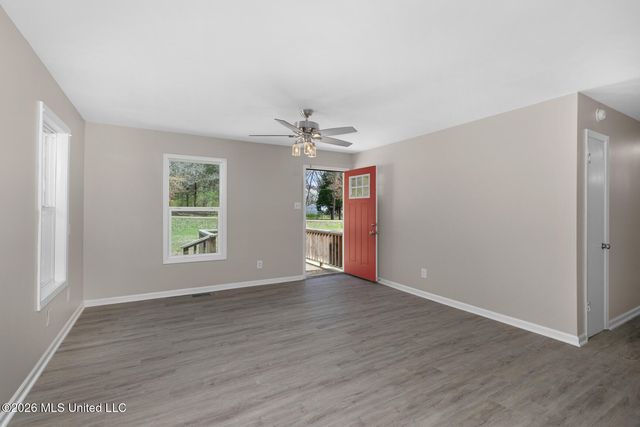 117 Interstate Hwy Farm, Byhalia, MS 38611