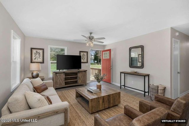 117 Interstate Hwy Farm, Byhalia, MS 38611