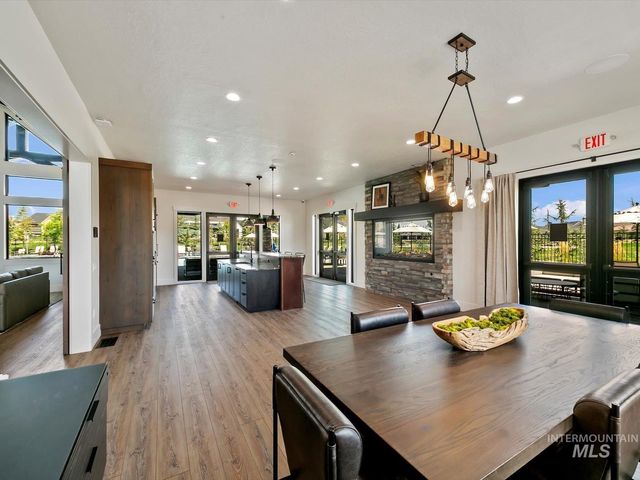 3609 N Templeton Way, Eagle, ID 83616