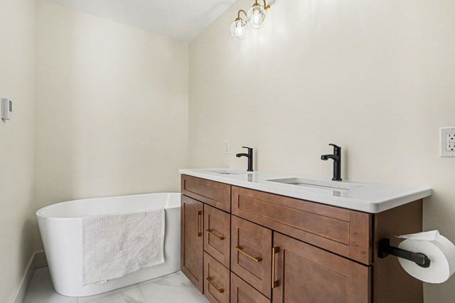 11670 Wilson Road, Crockery Twp, MI 49448