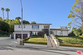 16541 Park Lane Circle, Los Angeles, CA 90049