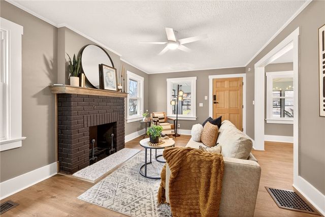 46 Maynard Street, Greece, NY 14615