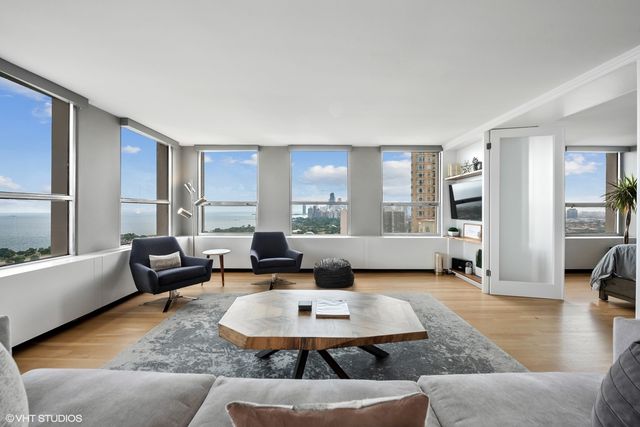 2626 N Lakeview Avenue 3003, Chicago, IL 60614
