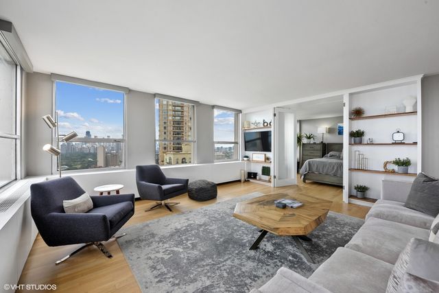 2626 N Lakeview Avenue 3003, Chicago, IL 60614