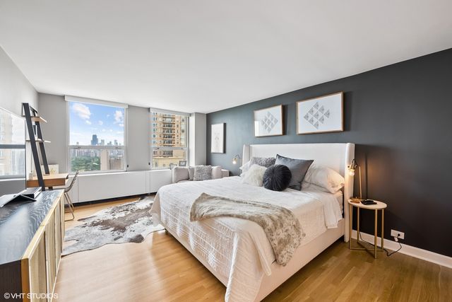 2626 N Lakeview Avenue 3003, Chicago, IL 60614