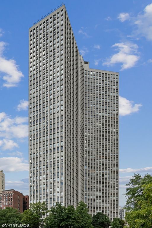 2626 N Lakeview Avenue 3003, Chicago, IL 60614