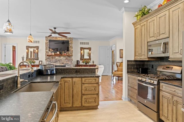 521 CHURCH RD, Hilltown, PA 18927