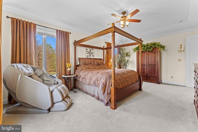 521 CHURCH RD, Hilltown, PA 18927