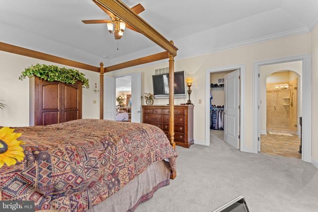 521 CHURCH RD, Hilltown, PA 18927