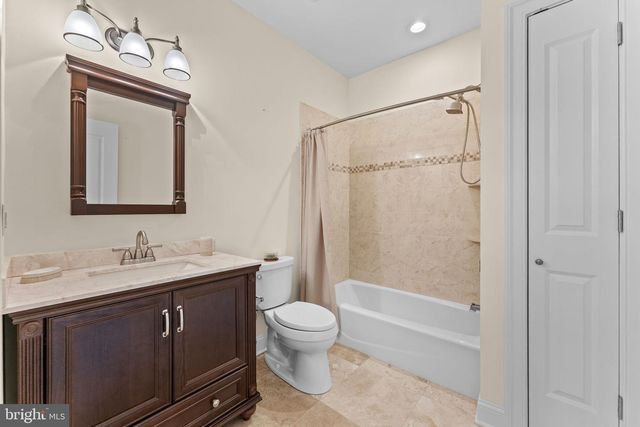 521 CHURCH RD, Hilltown, PA 18927