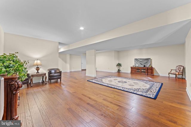 521 CHURCH RD, Hilltown, PA 18927