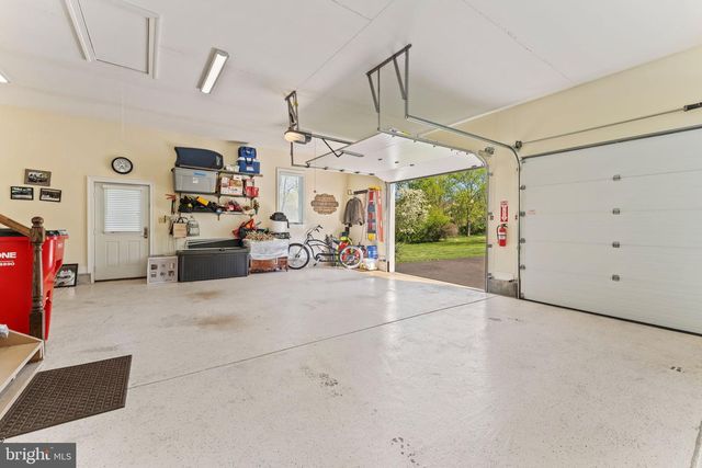 521 CHURCH RD, Hilltown, PA 18927