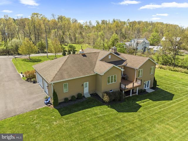 521 CHURCH RD, Hilltown, PA 18927