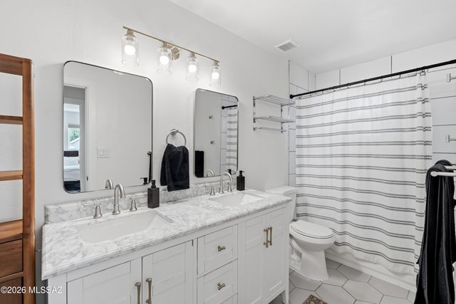3207 E 2nd Street, Tucson, AZ 85716