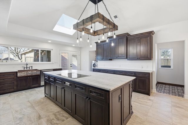 913 Ashland Court, Mansfield, TX 76063