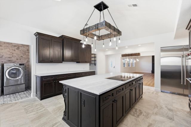 913 Ashland Court, Mansfield, TX 76063