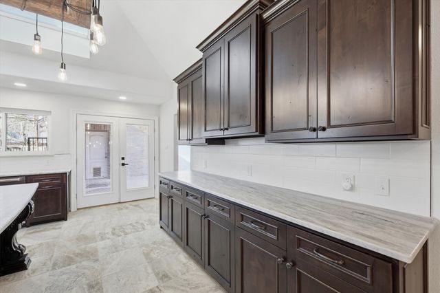 913 Ashland Court, Mansfield, TX 76063