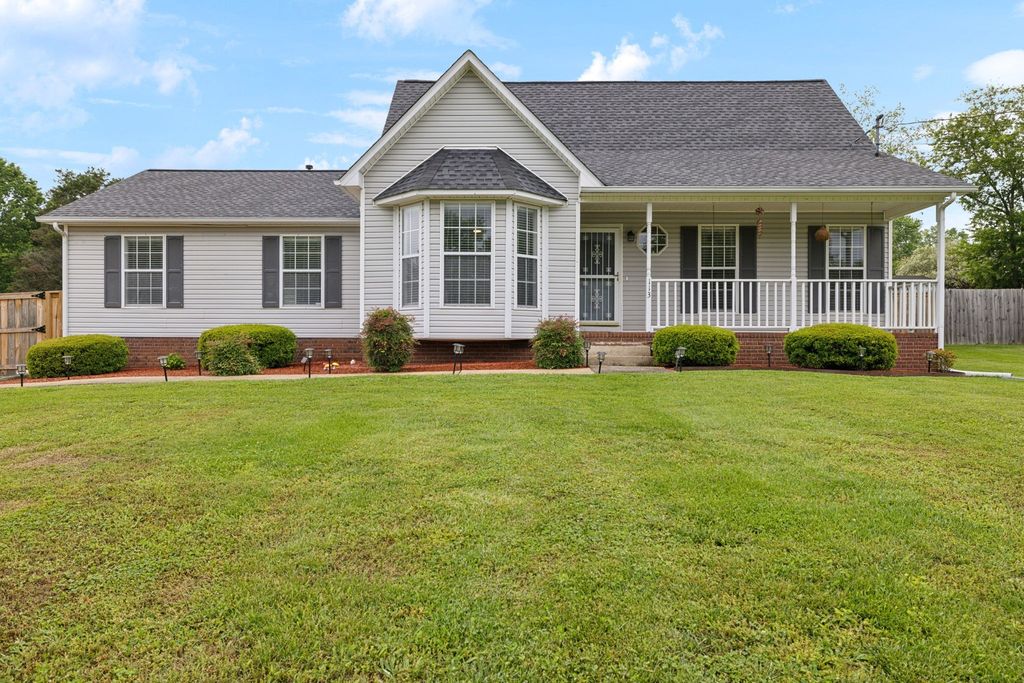 113 Dorman Dr, Columbia, TN 38401
