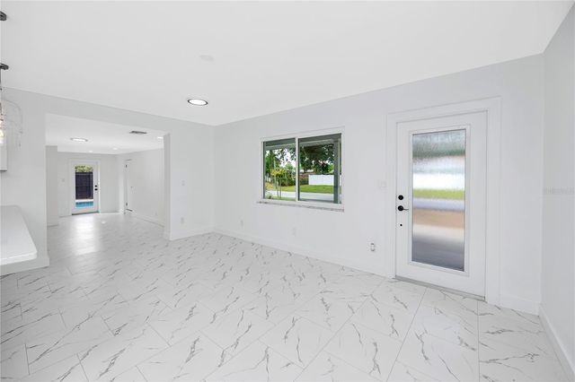 4095 LOCUST STREET NE, St Petersburg, FL 33703